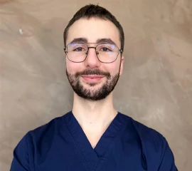 Dott. Francesco Perrone, medicina estetica al Centro Hercolani di Bologna.