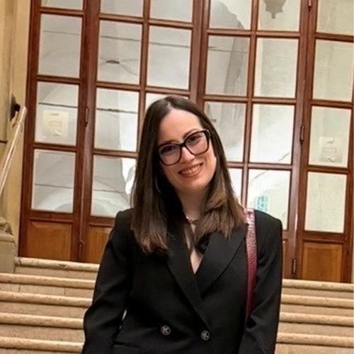 La Dott.ssa Annalisa Baiardi è Medico Chirurgo, attualmente in formazione specialistica in Ortopedia e Traumatologia